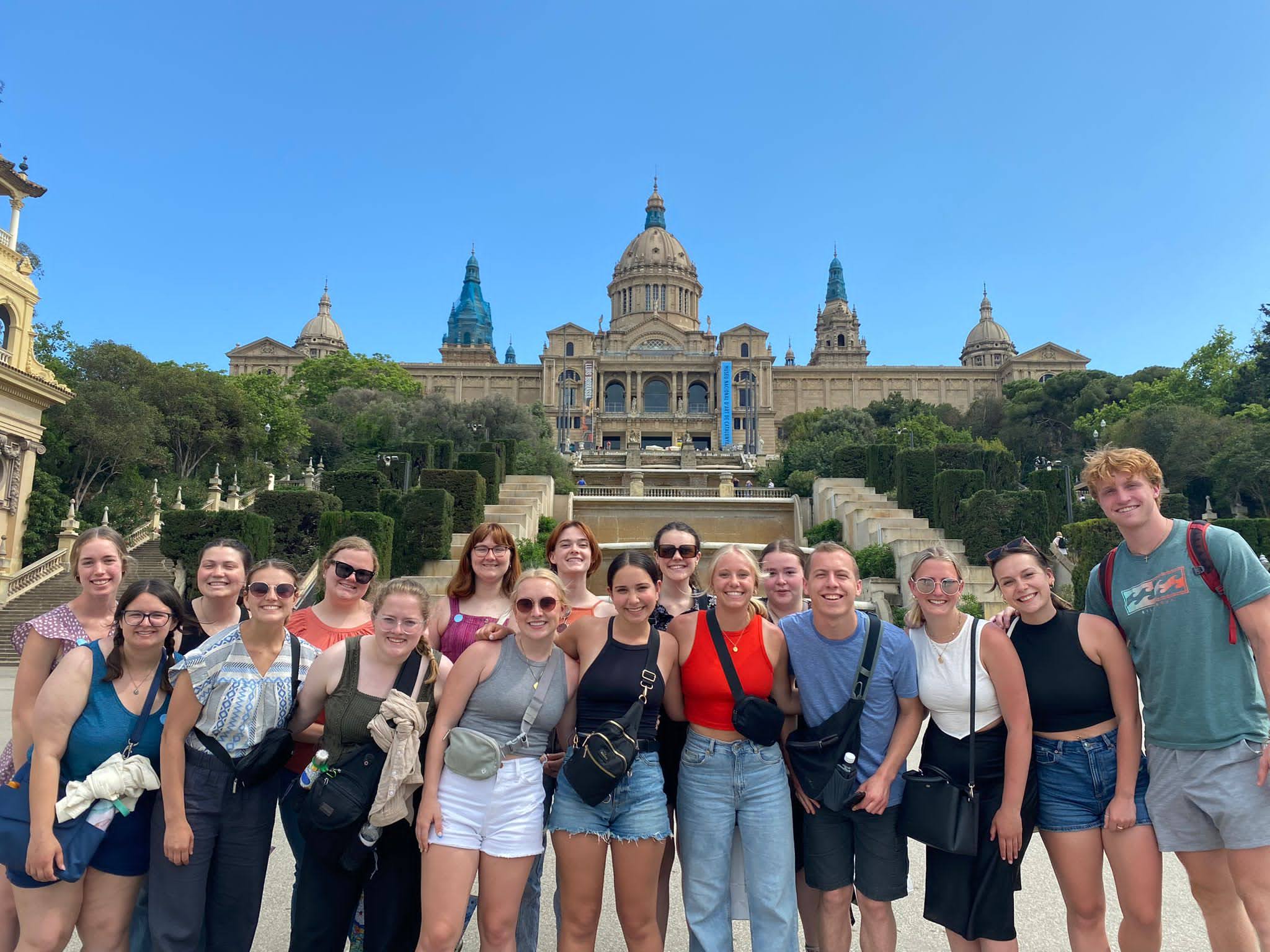 UNI students in front of Spaniard castle
