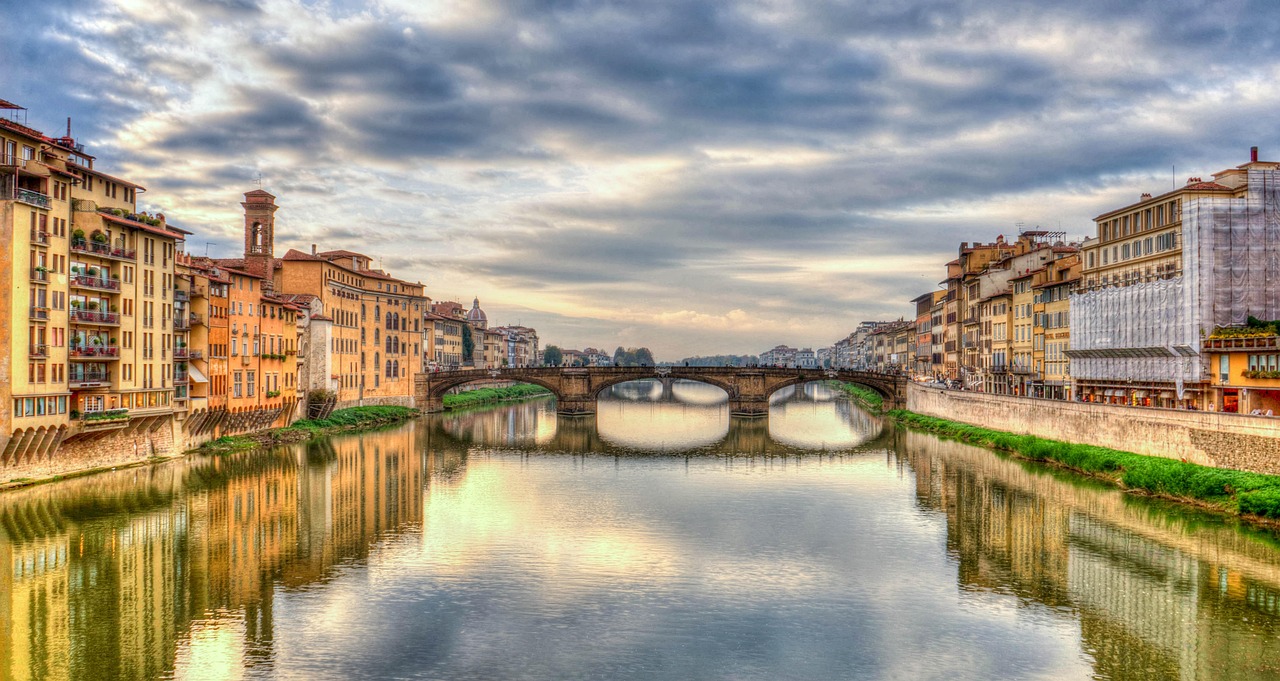 Skyview of bridge in Florence, Italy